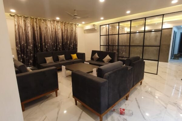 whatsapp-image-2023-12-14-at-12.44.55-2-mnl6KxLN53UpyG9e