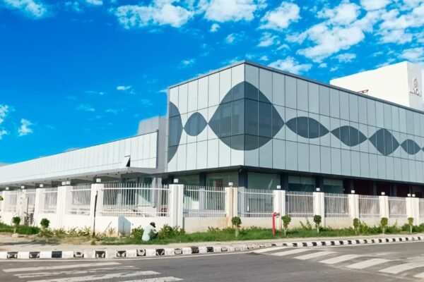 whatsapp-image-2023-12-08-at-15.52.51-AGB3l0x5bMCR9zy1