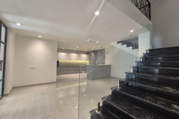 whatsapp-image-2025-04-13-at-14.40.38-1-mnlWvVN52DhxQW7J