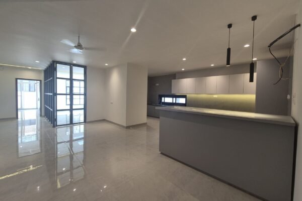 whatsapp-image-2025-04-13-at-14.40.39-dOqayo97BeCgXaqm