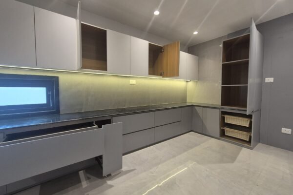 whatsapp-image-2025-04-13-at-14.40.43-1-AE0PoKVMbrhal6b0