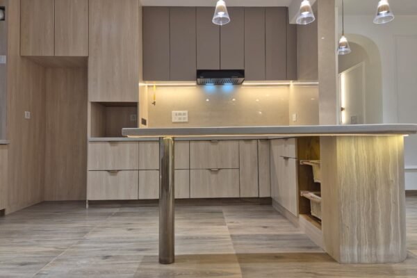 ef698753-2c66-4aea-b4e9-a298ec0e1f63